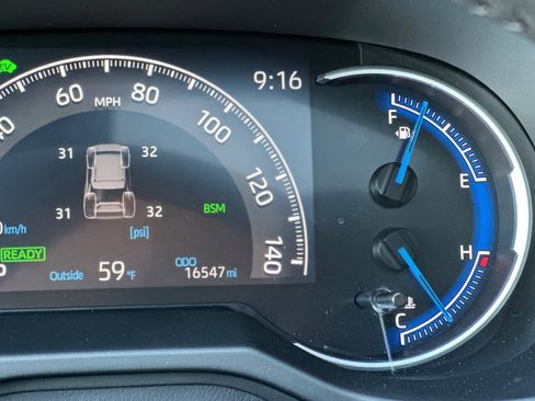 Used 2024 Toyota RAV4 XSE w/ Weather Package AWD/4WD image 26