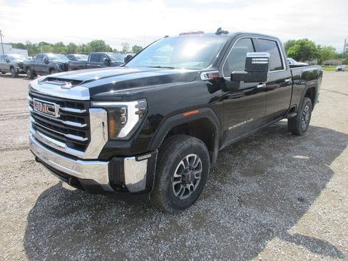 New 2026 GMC Sierra 2500 SLT w/ SLT Convenience Package AWD/4WD image 11