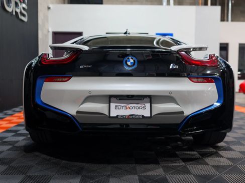 Used 2015 BMW i8 AWD/4WD image 23