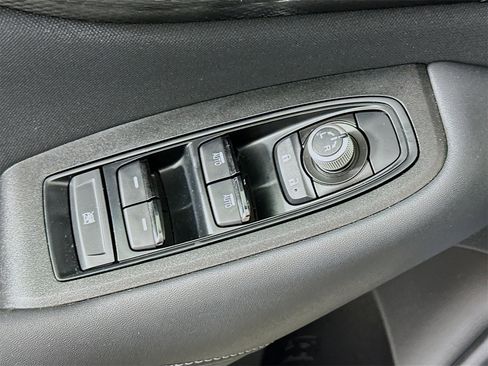 Used 2025 Subaru Legacy Premium image 17