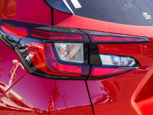 Certified 2024 Subaru Crosstrek 2.0i Premium image 7