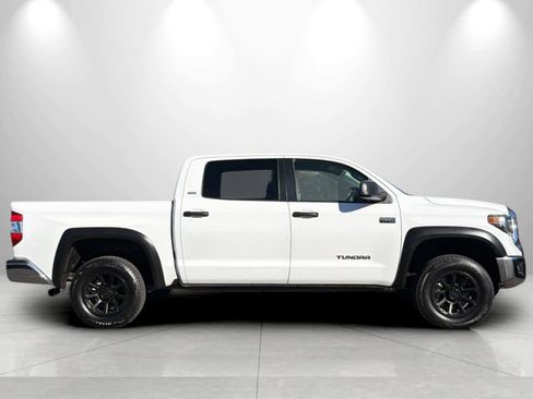 Used 2020 Toyota Tundra SR5 w/ SR5 Upgrade Package AWD/4WD image 8
