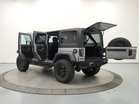 Used 2017 Jeep Wrangler Unlimited Sport AWD/4WD image 13