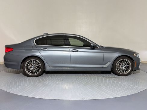 Used 2020 BMW 530e w/ Premium Package RWD image 8