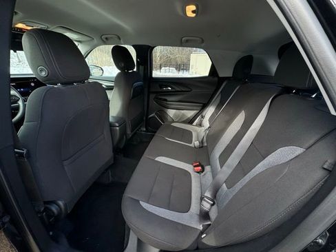 Used 2025 Chevrolet TrailBlazer LT image 16