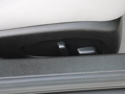 Used 2023 Chevrolet Camaro LT image 21