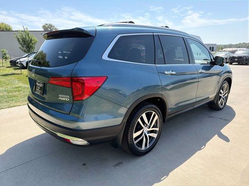 Used 2016 Honda Pilot Touring image 6