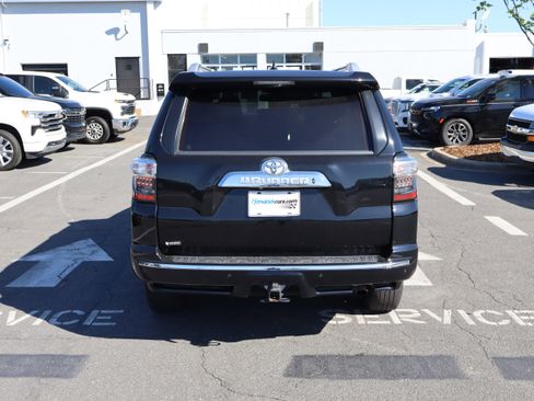 Used 2020 Toyota 4Runner Limited RWD image 9