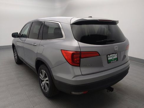 Used 2018 Honda Pilot EX image 5