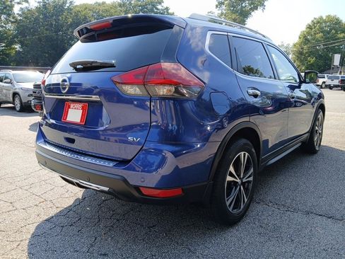 Used 2020 Nissan Rogue SV w/ Premium Package FWD image 6