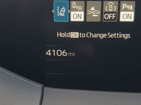 Certified 2025 Toyota Prius Limited image 24