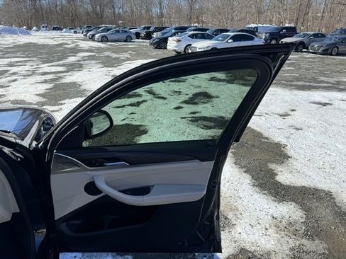 Used 2021 BMW X3 xDrive30i w/ Premium Package Essential image 13