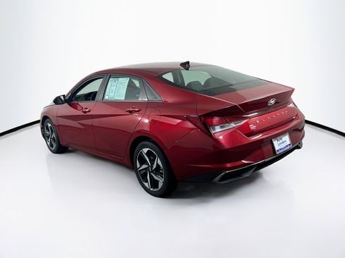Used 2023 Hyundai Elantra SEL w/ Convenience Package image 7