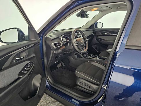 Used 2023 Chevrolet TrailBlazer LT w/ Convenience Package FWD image 19