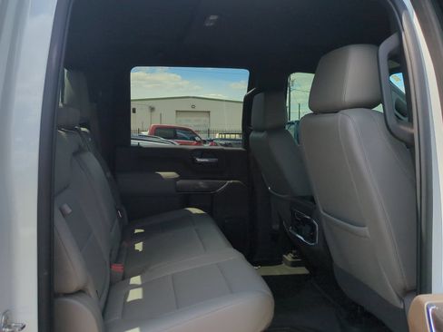 Used 2023 Chevrolet Silverado 2500 LTZ AWD/4WD image 17