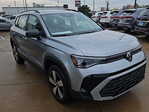 New 2026 Volkswagen Taos S AWD/4WD image 3