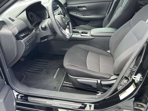Used 2022 Nissan Sentra SV w/ Trunk Package FWD image 18