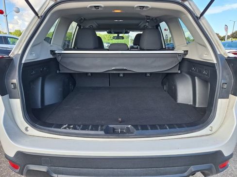 Used 2024 Subaru Forester Premium AWD/4WD image 25