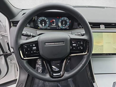 Used 2024 Land Rover Range Rover Evoque S image 17