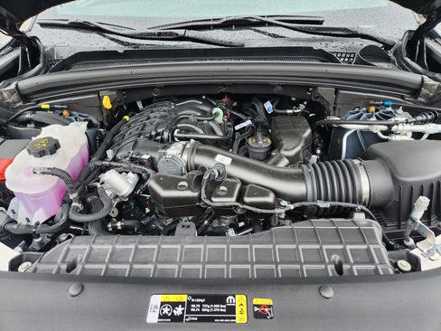 New 2025 Jeep Grand Cherokee L Overland AWD/4WD image 10