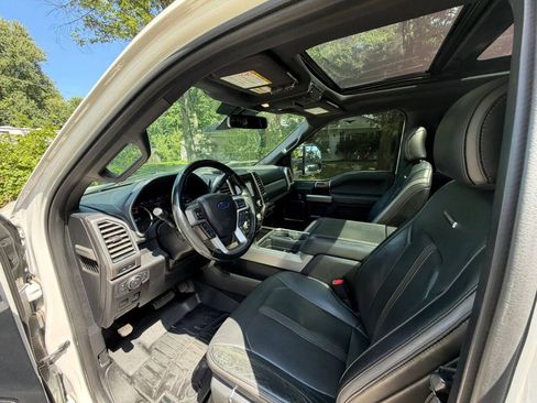 Used 2017 Ford F250 Platinum w/ Platinum Ultimate Package AWD/4WD image 14