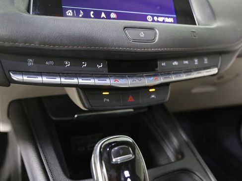 Used 2020 Cadillac XT4 Premium Luxury w/ Driver Awareness Package image 17