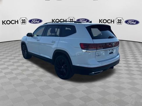 Used 2024 Volkswagen Atlas SE w/ Black Wheel Package AWD/4WD image 6