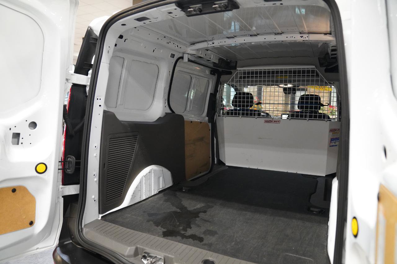 Used 2022 Ford Transit Connect XL FWD image 17
