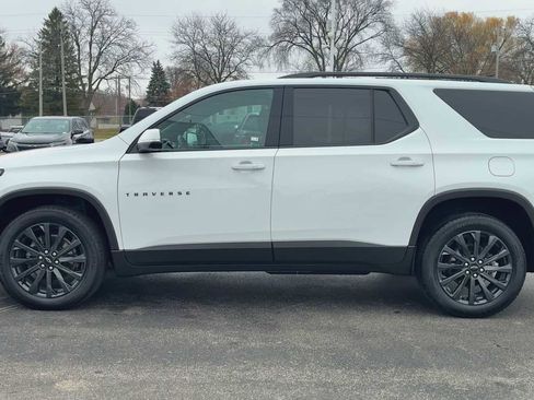 Certified 2023 Chevrolet Traverse RS image 5