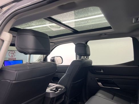 Used 2024 Toyota Tundra Limited image 10