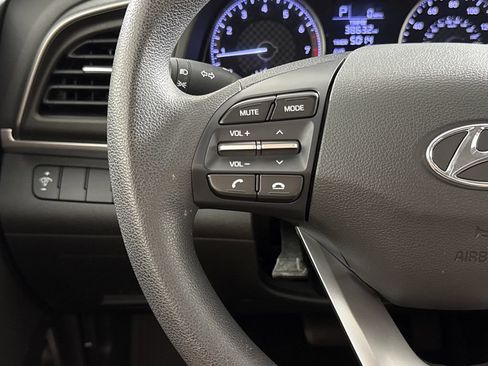 Used 2019 Hyundai Elantra SE w/ Cargo Package FWD image 15