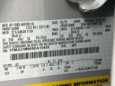 Used 2025 Ford Expedition Platinum image 82