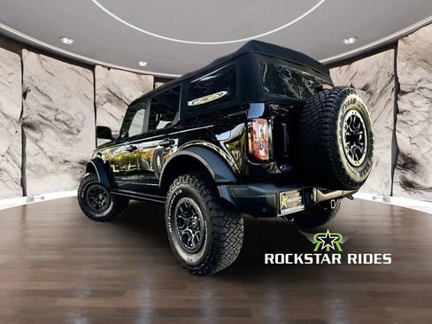 Used 2022 Ford Bronco Badlands w/ Sasquatch Package AWD/4WD image 11