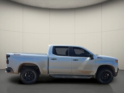 Used 2020 Chevrolet Silverado 1500 Custom Trail Boss w/ Custom Convenience Package AWD/4WD image 10