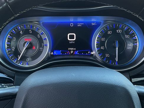 Used 2022 Chrysler 300 S image 23