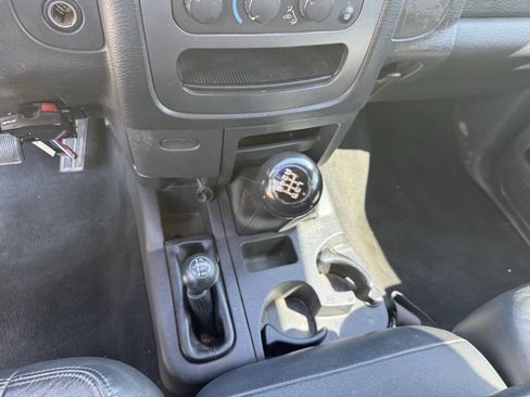 Used 2005 Dodge Ram 2500 Truck SLT w/ Quad Cab Big Horn Value Group image 19