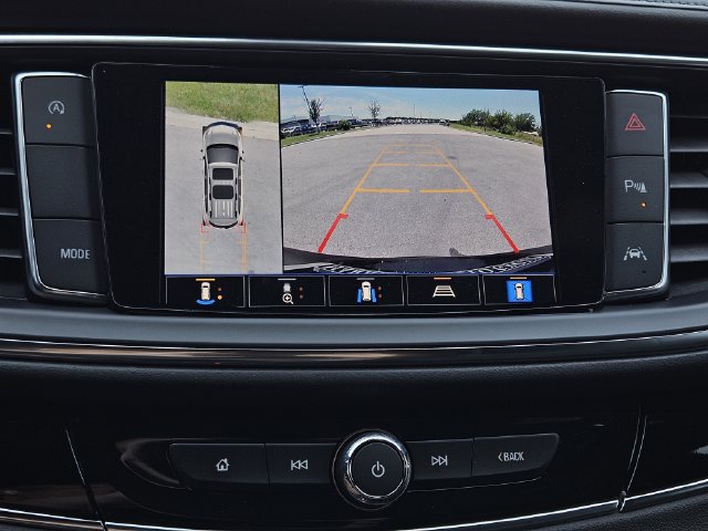 Used 2023 Buick Enclave Avenir w/ Avenir Technology Package FWD image 17