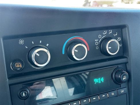 Used 2023 Chevrolet Express 2500 w/ Driver Convenience Package image 14