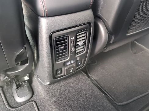 Used 2024 Dodge Durango R/T image 30