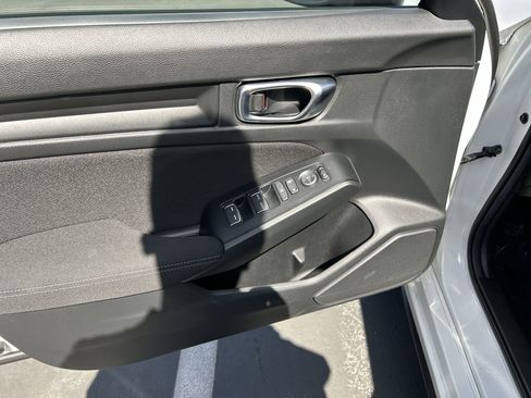 Certified 2025 Honda Civic Sport image 15