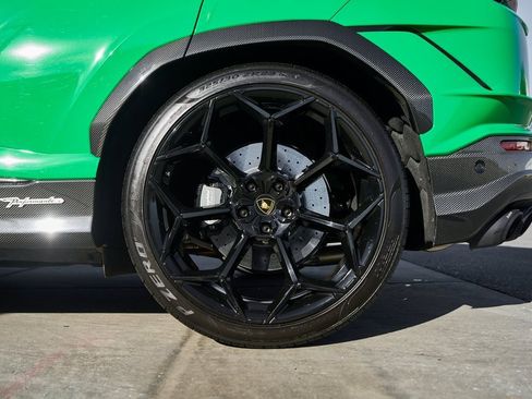 Used 2024 Lamborghini Urus Performante image 23