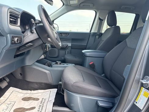 Used 2025 Ford Maverick XL image 6