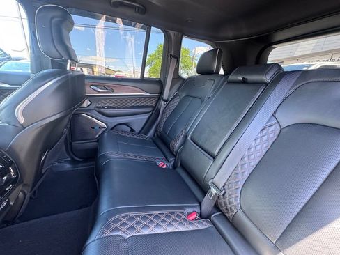 Used 2023 Jeep Grand Cherokee Summit w/ Luxury Tech Group V AWD/4WD image 16