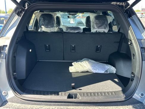 New 2026 Chevrolet Equinox LT w/ Convenience Package II image 7