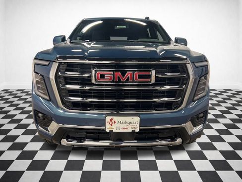 New 2026 GMC Yukon XL Elevation image 3