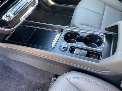 New 2026 Lincoln Corsair Premiere image 30