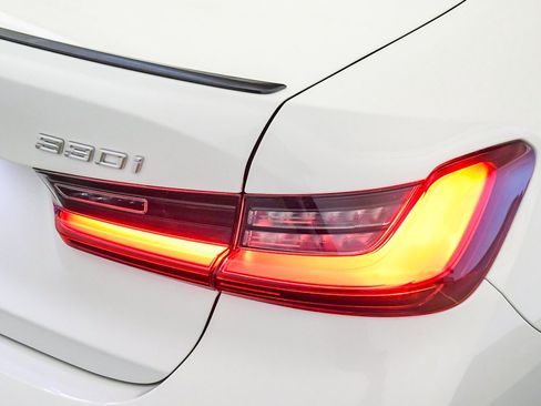 Certified 2023 BMW 330i Sedan w/ M Sport Package RWD image 12