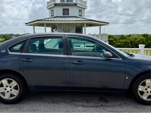 Used 2008 Chevrolet Impala LS FWD image 4
