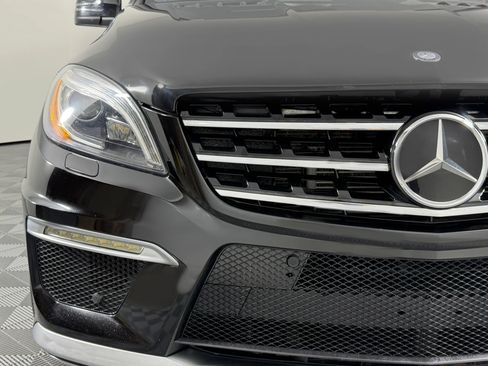 Used 2013 Mercedes-Benz ML 63 AMG 4MATIC image 4