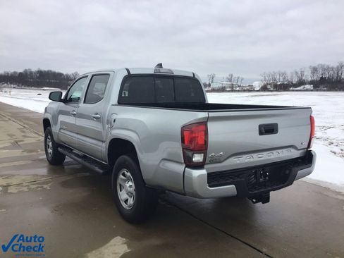 Used 2023 Toyota Tacoma SR image 6